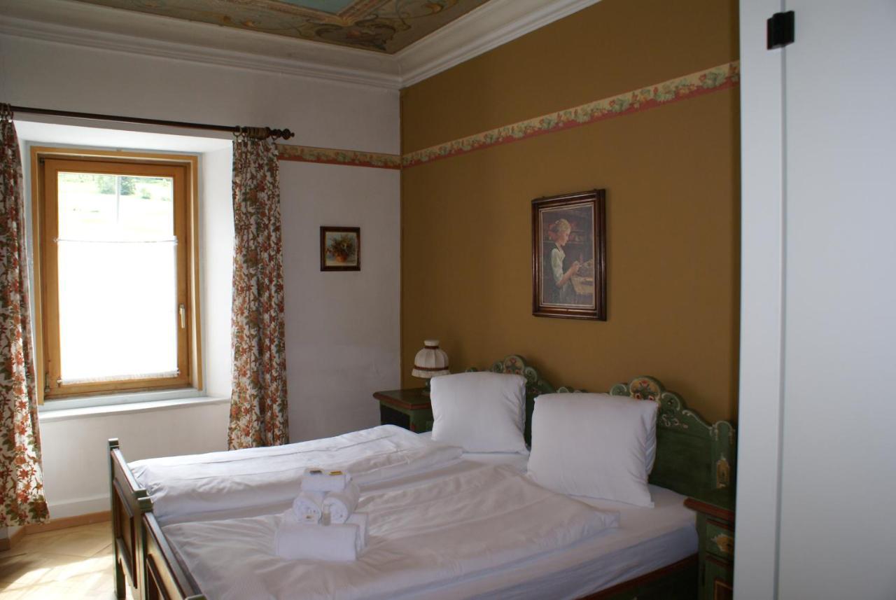 Historisches Hotel Piz Ela Бергюн Экстерьер фото